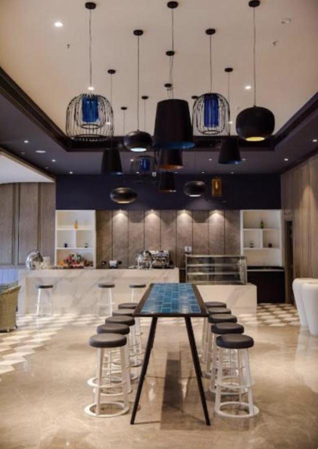 Caramel Dlf My Pad Lucknow Exterior foto